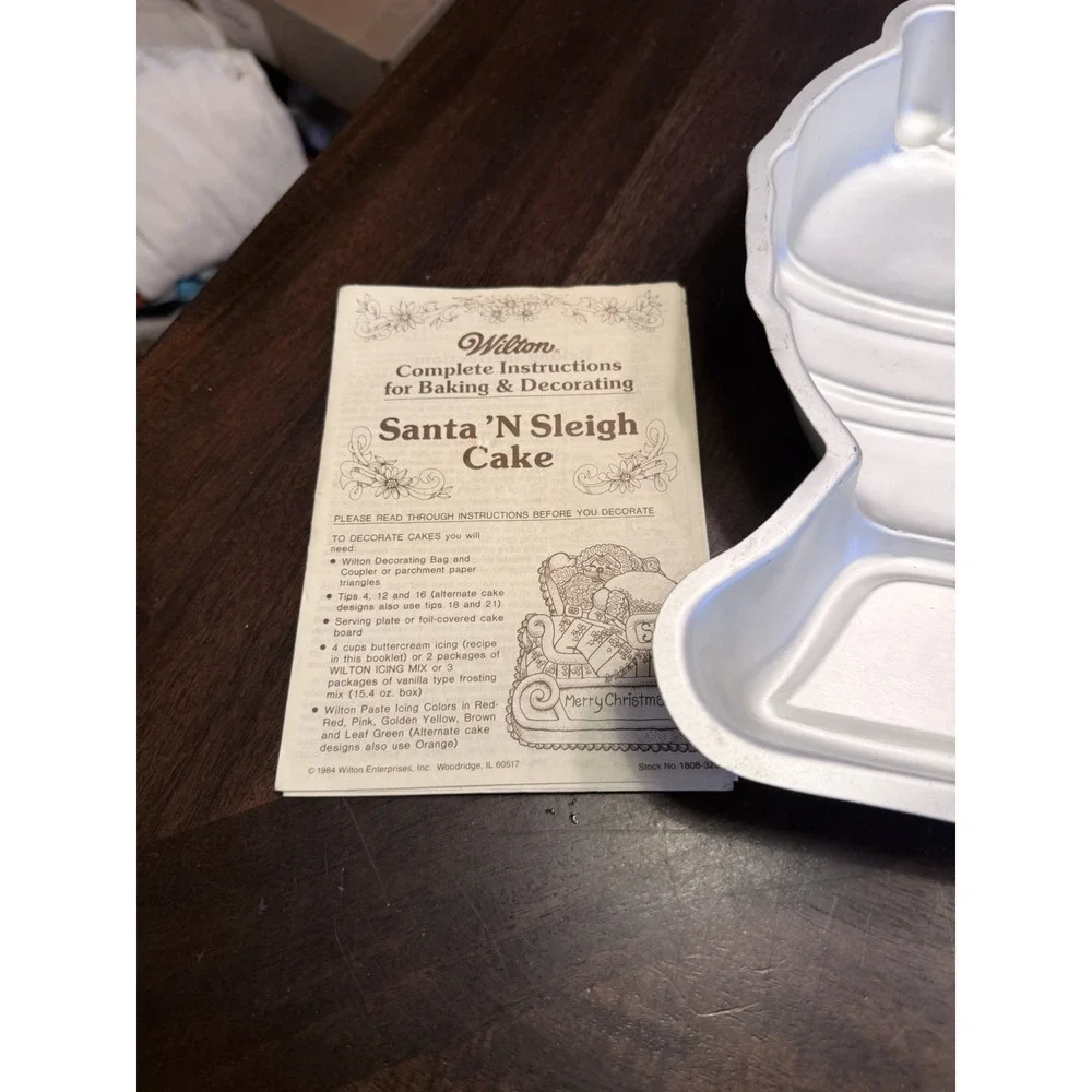 Vintage Wilton Cake Pan Mold Santa 'N Sleigh 2105-3235 1984 instruction book